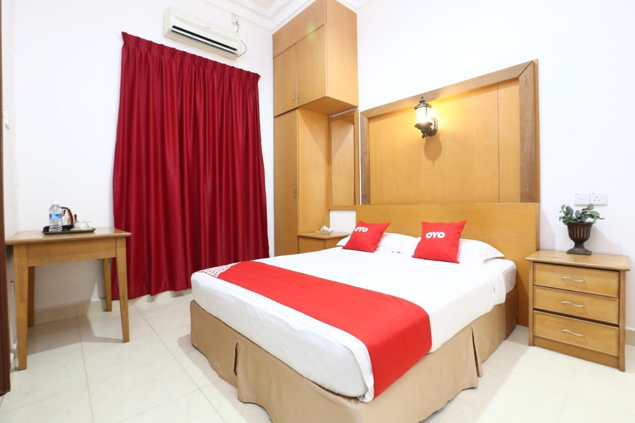 Oyo 89523 Villa Sri Mayang كُوالا تيرينغانو المظهر الخارجي الصورة